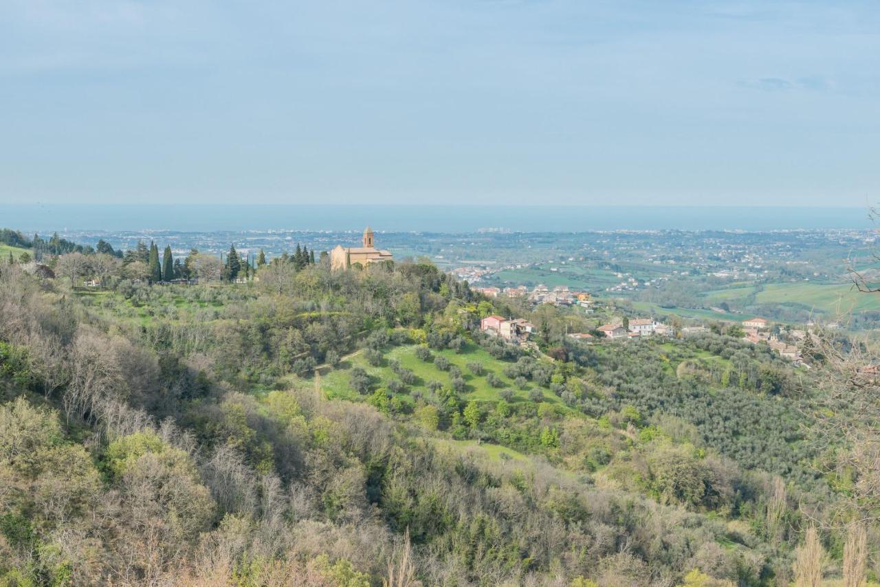 La Nocciola By Posarellivillas Cerreto Castello Exteriör bild